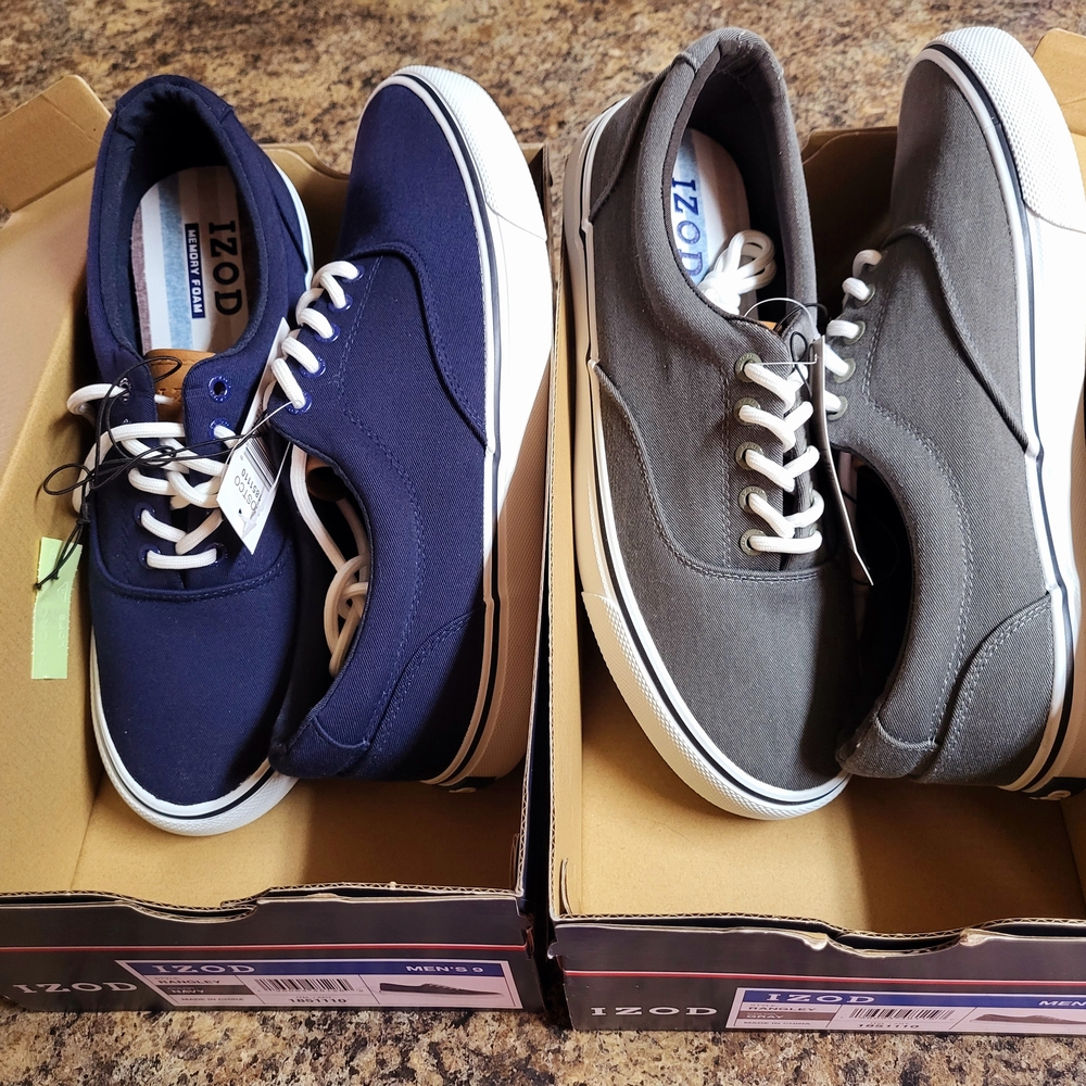 IZOD Men's Sneakers - Blue and Gray